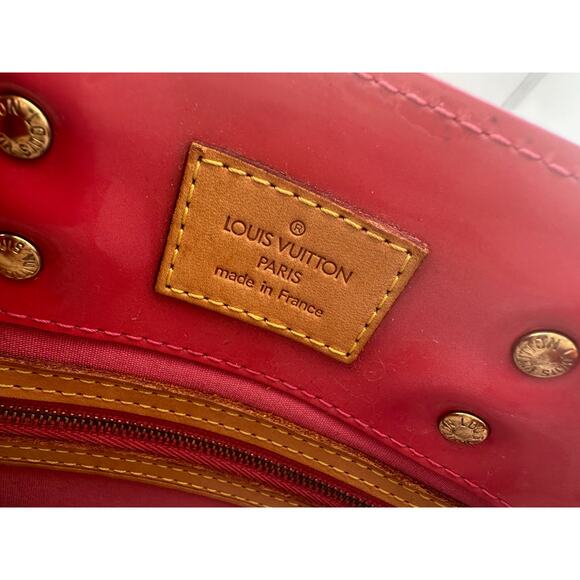 Louis Vuitton Monogram Vernis Reade PM Hand Bag in Red M91088 - Picture 15 of 16